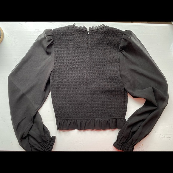 Women’s blouse from Aritzia - Picture 5 of 5